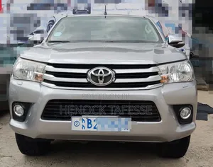 Toyota Hilux 2017 Silver