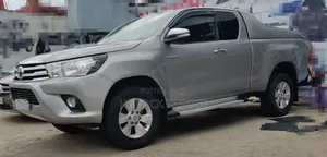 Toyota Hilux 2017 Silver