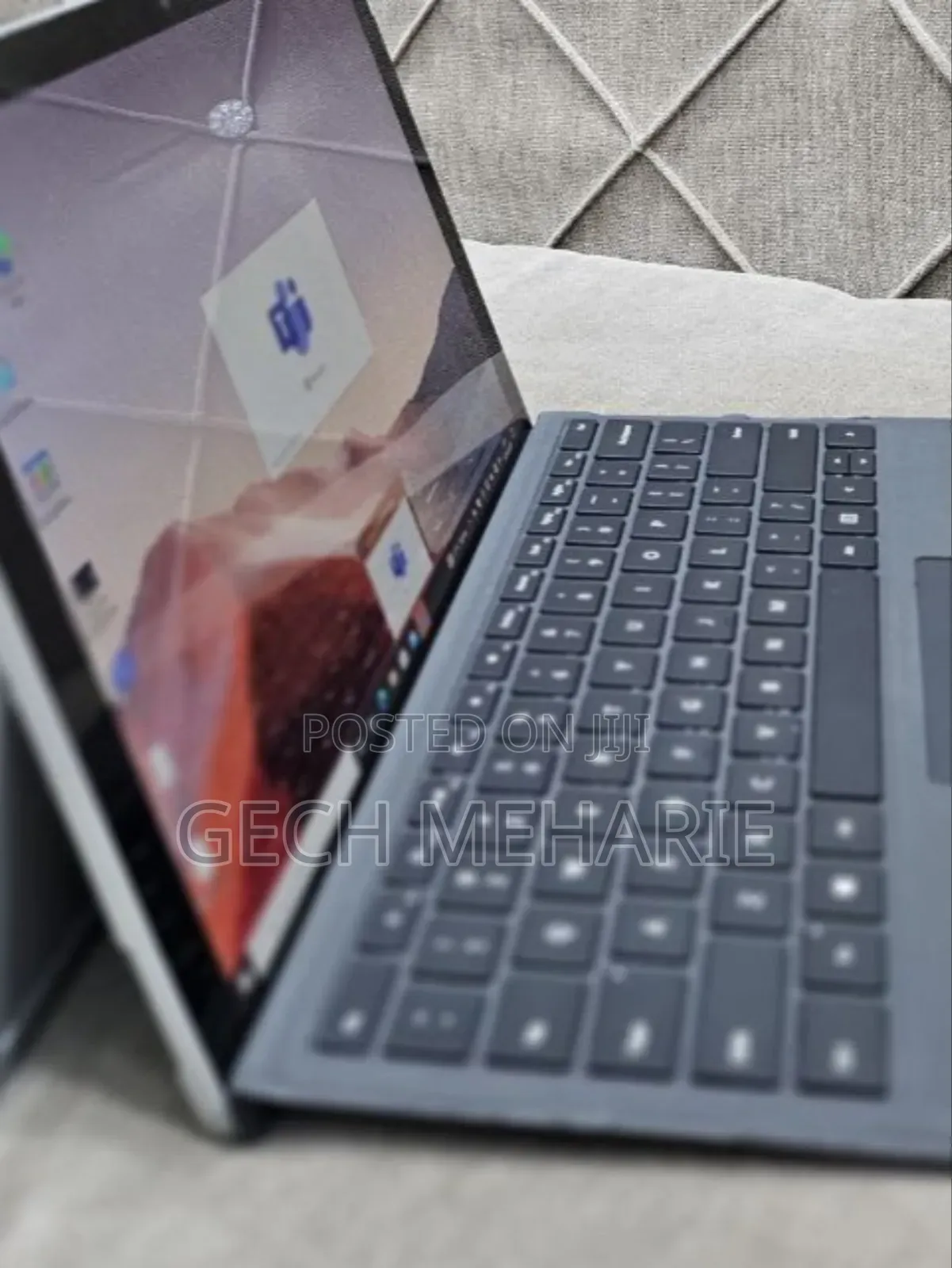 New Laptop Microsoft Surface Pro 7 16GB Intel Core I7 SSD 256GB