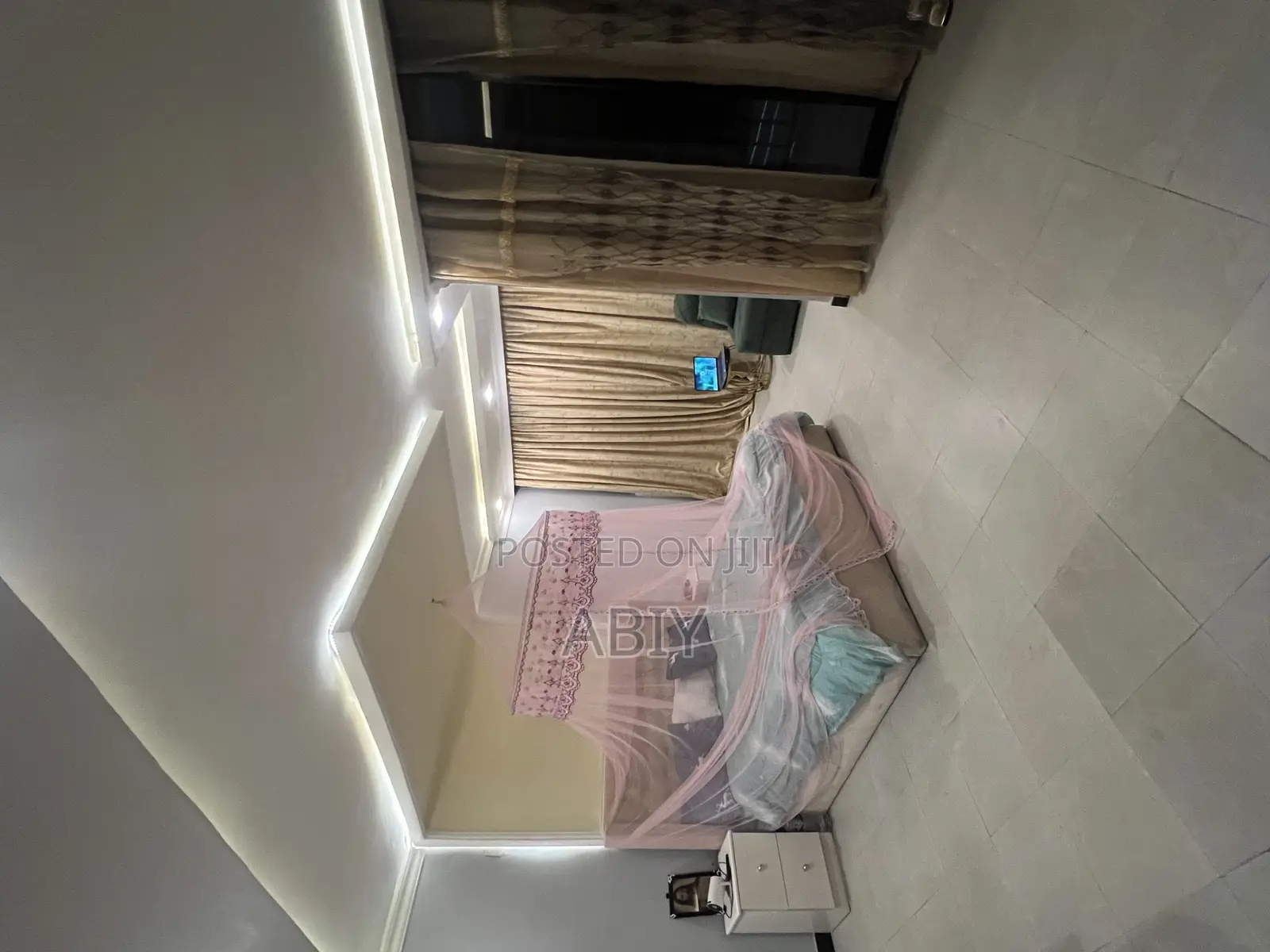 Furnished 6bdrm House in Project 12 ማህበር ቤት, Akaky Kaliti for sale