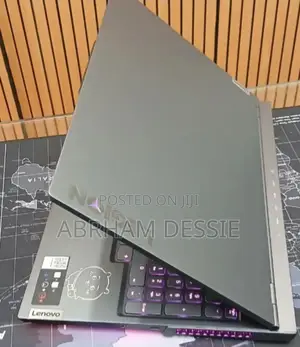 New Laptop Lenovo 16GB AMD Ryzen 7 SSD 512GB