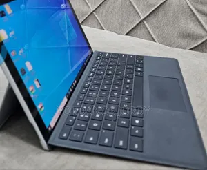 New Laptop Microsoft Surface Pro 7 8GB Intel Core I5 SSD 256GB