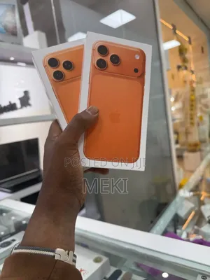 Photo - New Apple iPhone 17 Pro Max 256 GB Orange