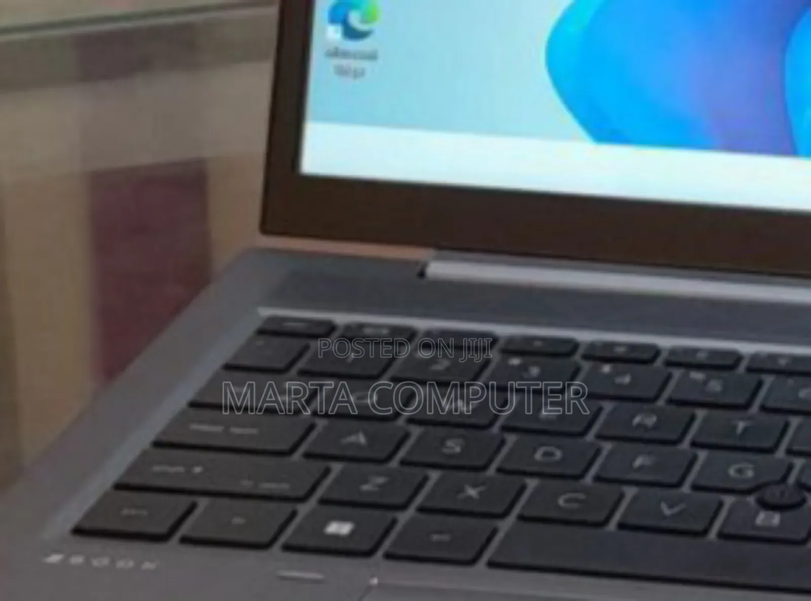 New Laptop HP ZBook Firefly 14 G7 32GB Intel Core I7 SSD 512GB