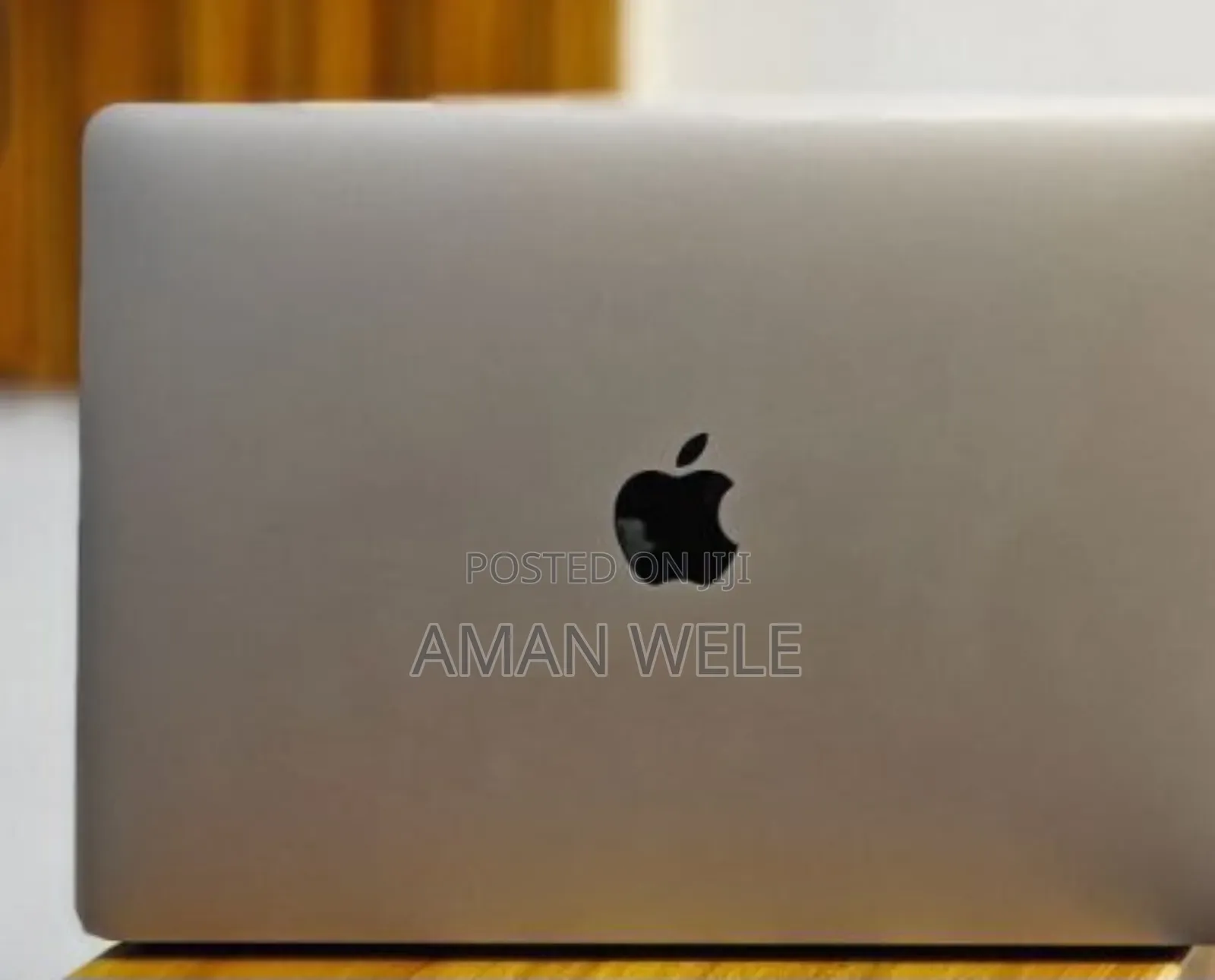 New Laptop Apple MacBook Pro 2019 16GB Intel Core I7 SSD 256GB