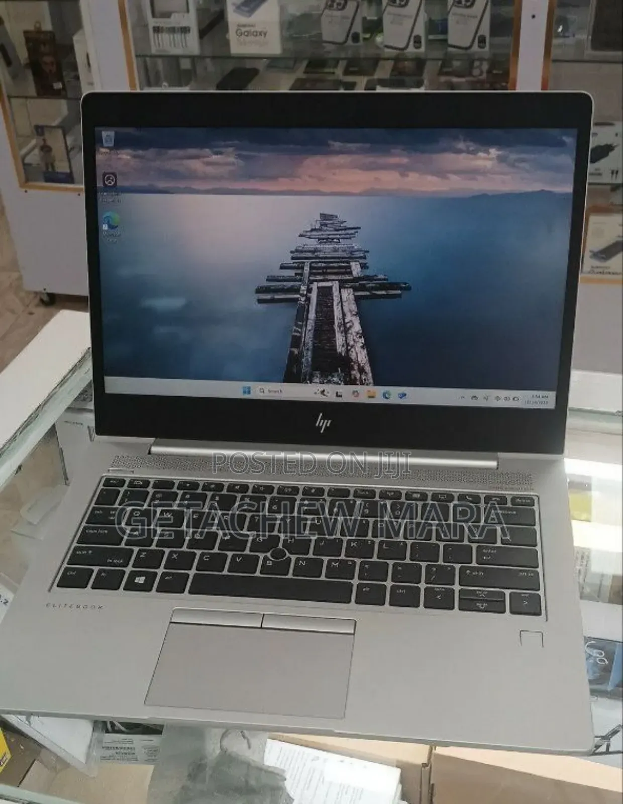 New Laptop HP EliteBook 725 8GB AMD Ryzen 5 SSD 512GB