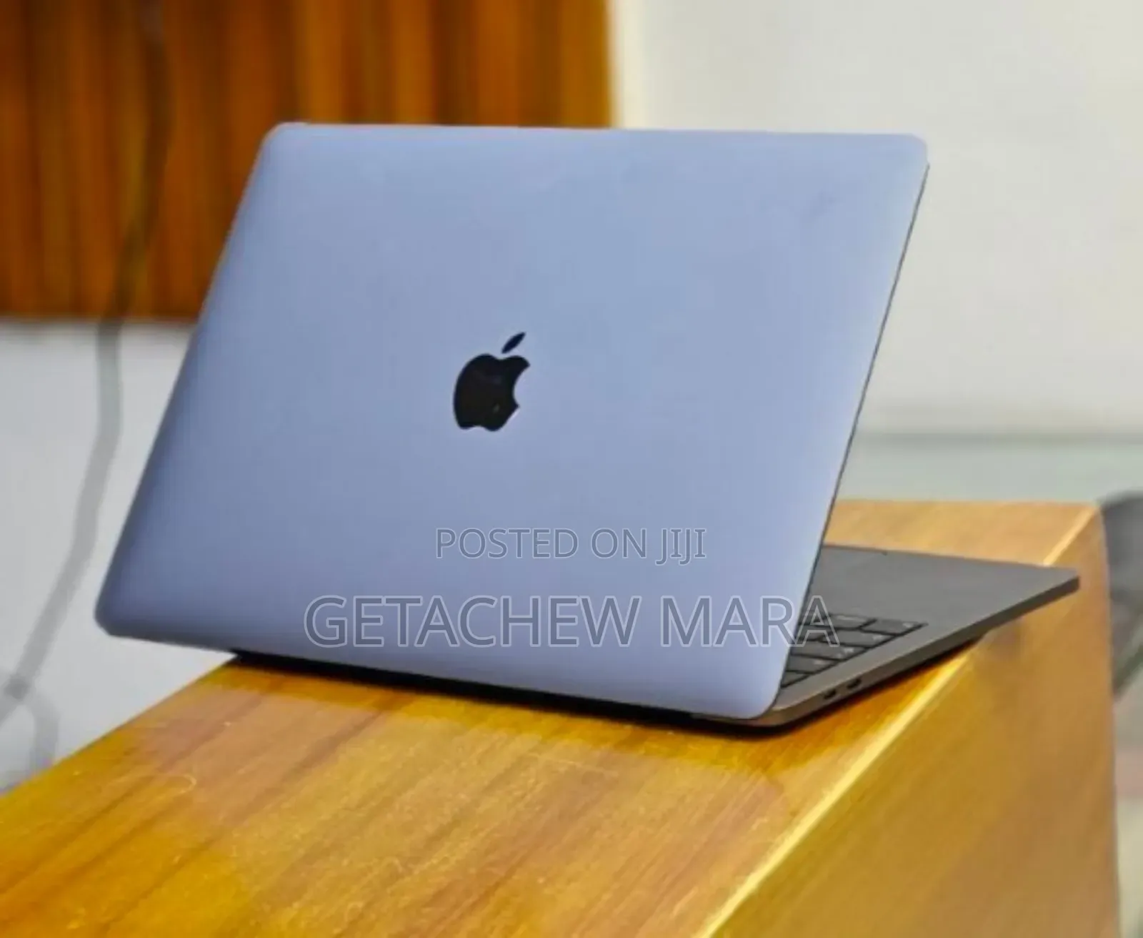 New Laptop Apple MacBook Pro 2019 16GB Intel Core I7 SSD 256GB
