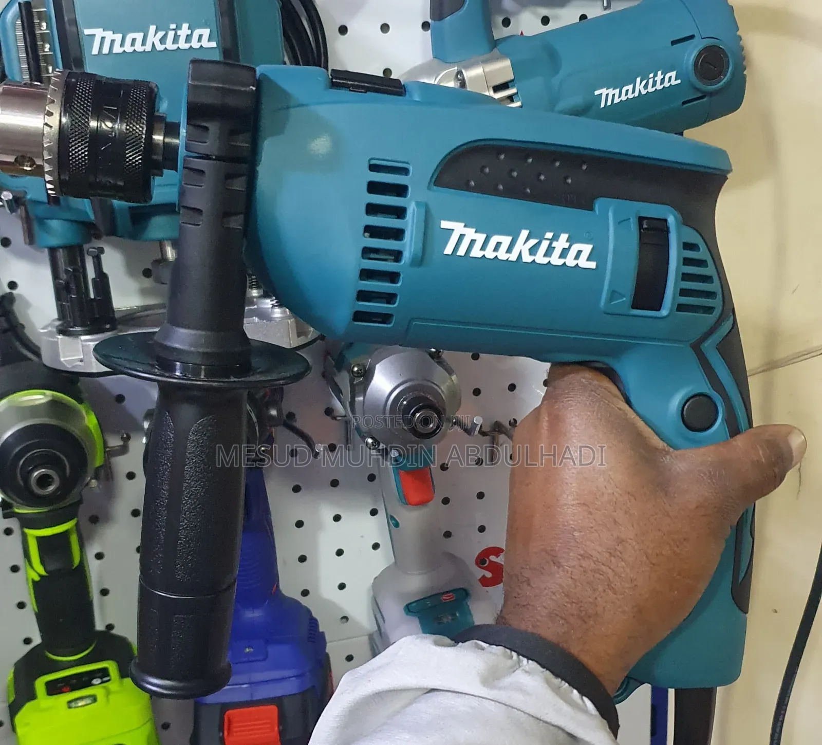 Makita Hammer Drill 16mm 680w
