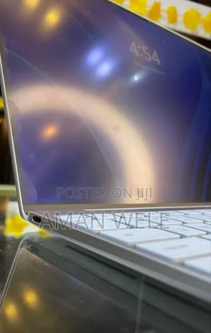 New Laptop Dell XPS 13 8GB Intel Core I5 SSD 512GB