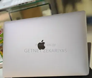 Photo - New Laptop Apple MacBook Pro 2019 32GB Intel Core I9 SSD 512GB