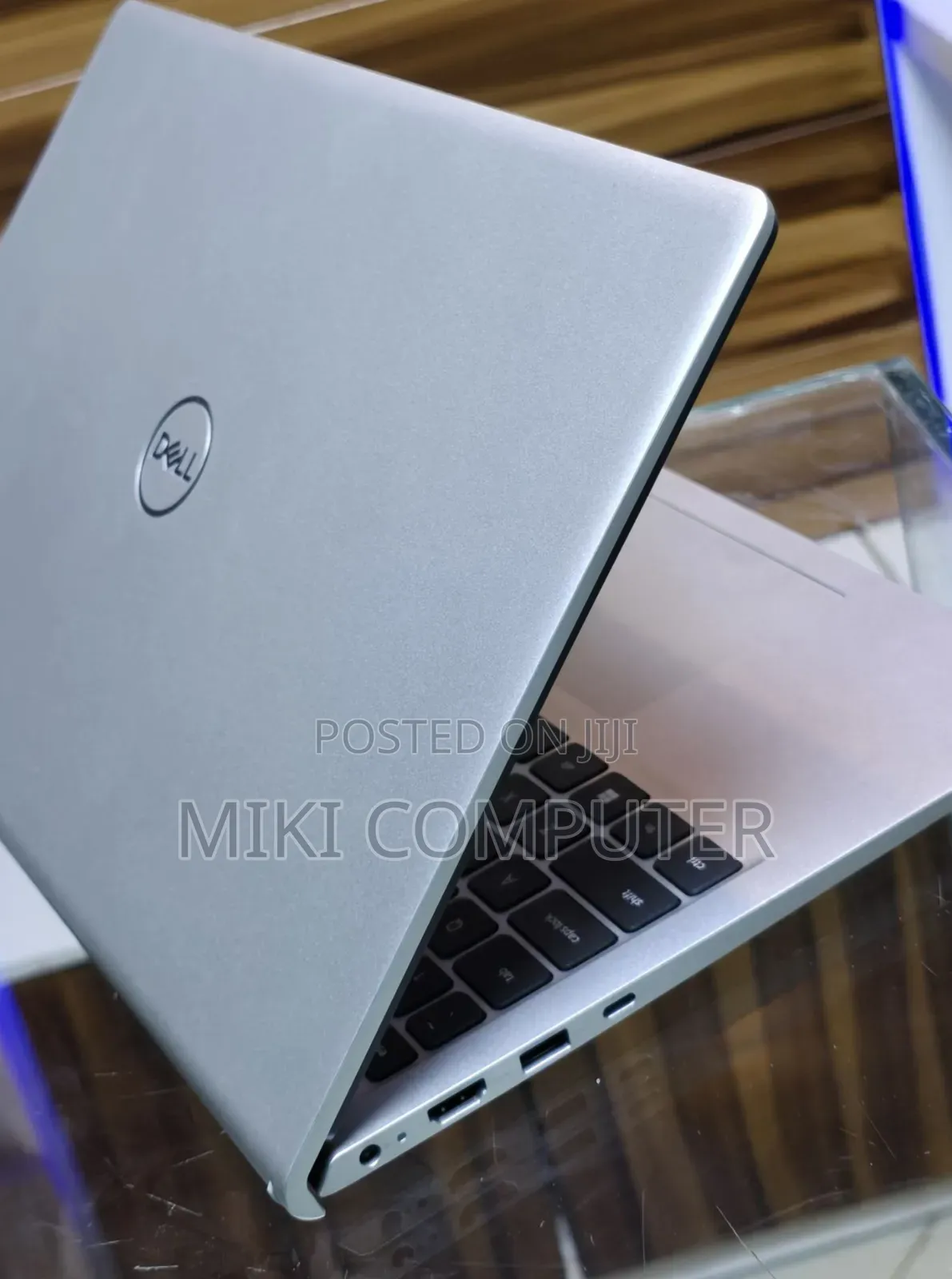 New Laptop Dell Inspiron 15 16GB Intel Core I7 SSD 512GB