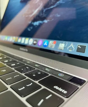 New Laptop Apple MacBook Pro 2019 64GB Intel Core I9 SSD 1T
