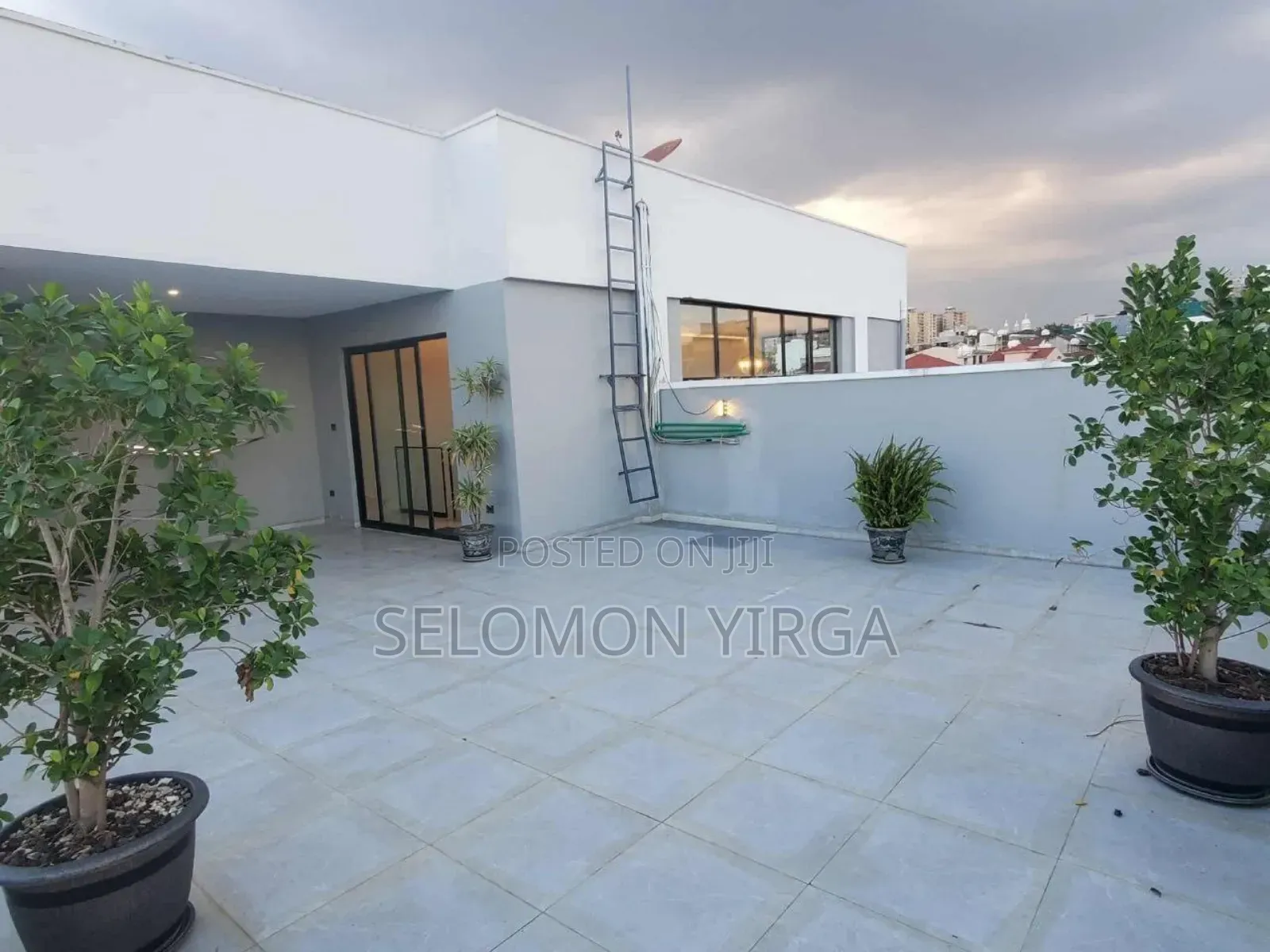 7bdrm Farm House in Adis Ababa, Bole for sale