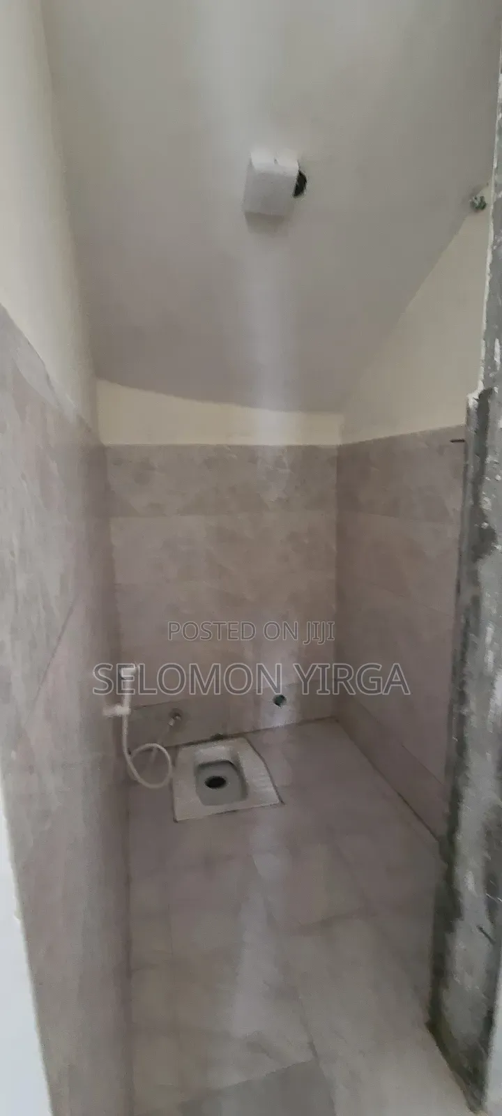 8bdrm Farm House in Adis Ababa, Bole for sale