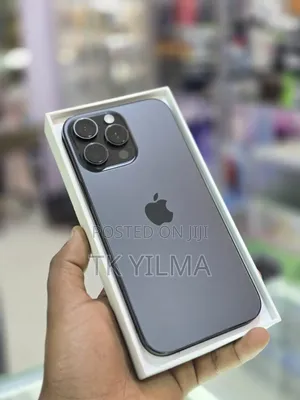 Photo - New Apple iPhone 16 Pro Max 256 GB Black