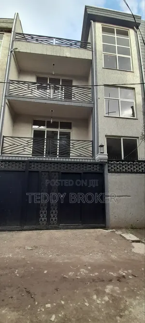 Photo - 7bdrm House in Haile Garment, Nifas Silk-Lafto for sale