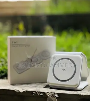 Photo - Magnetic Wireless Charger