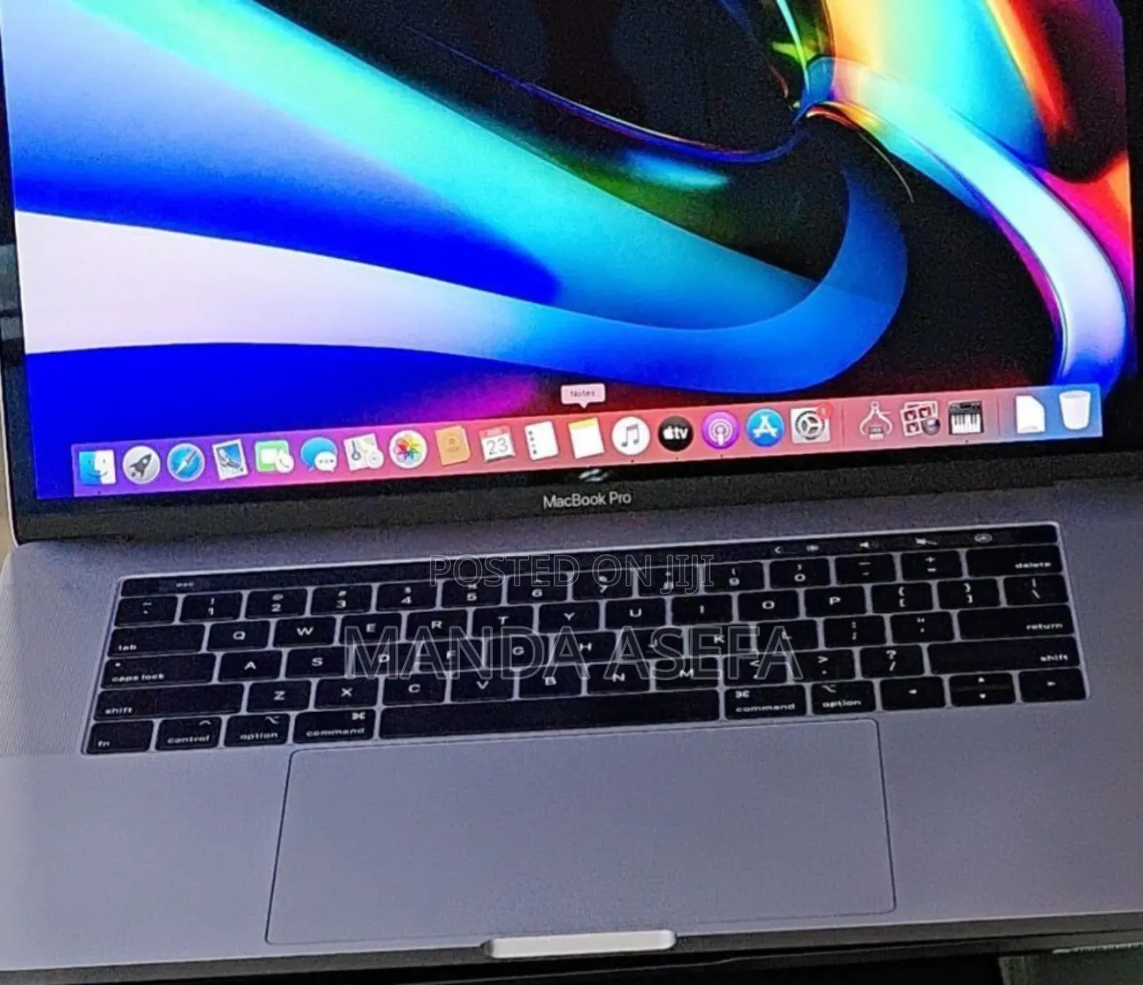 New Laptop Apple MacBook Pro 2019 32GB Intel Core I9 SSD 512GB