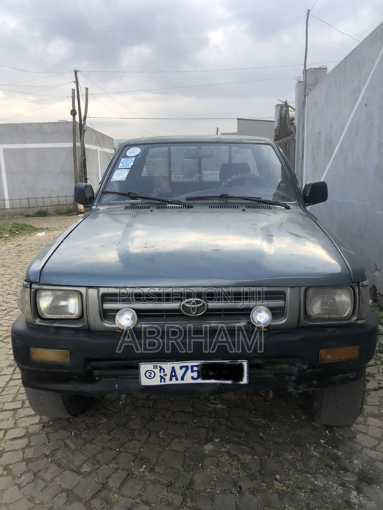 Toyota Hilux 1992 Green