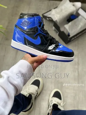 Photo - Jordan 1 Shine