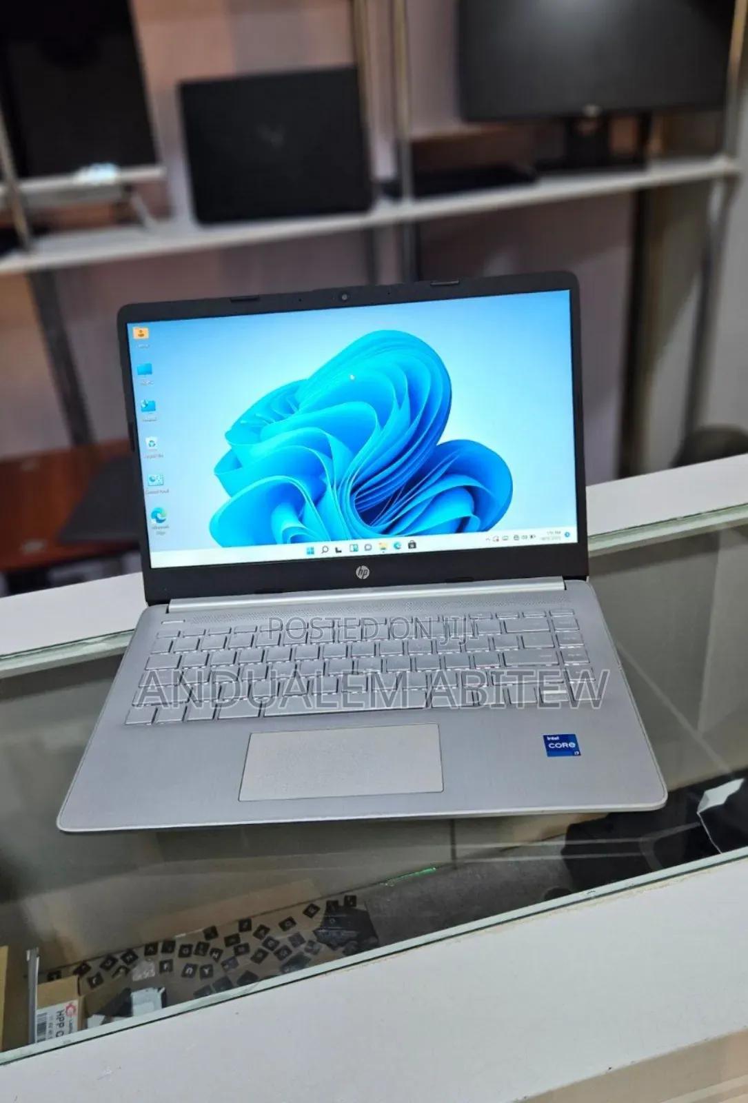 New Laptop HP Stream Notebook 8GB Intel Core I7 SSD 512GB
