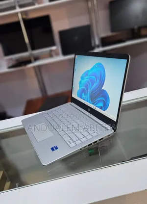 New Laptop HP Stream Notebook 8GB Intel Core I7 SSD 512GB