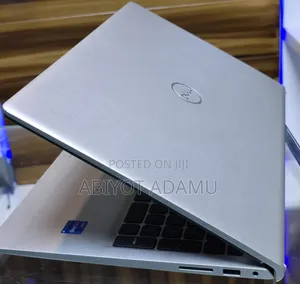 New Laptop Dell Inspiron 15 16GB Intel SSD 512GB