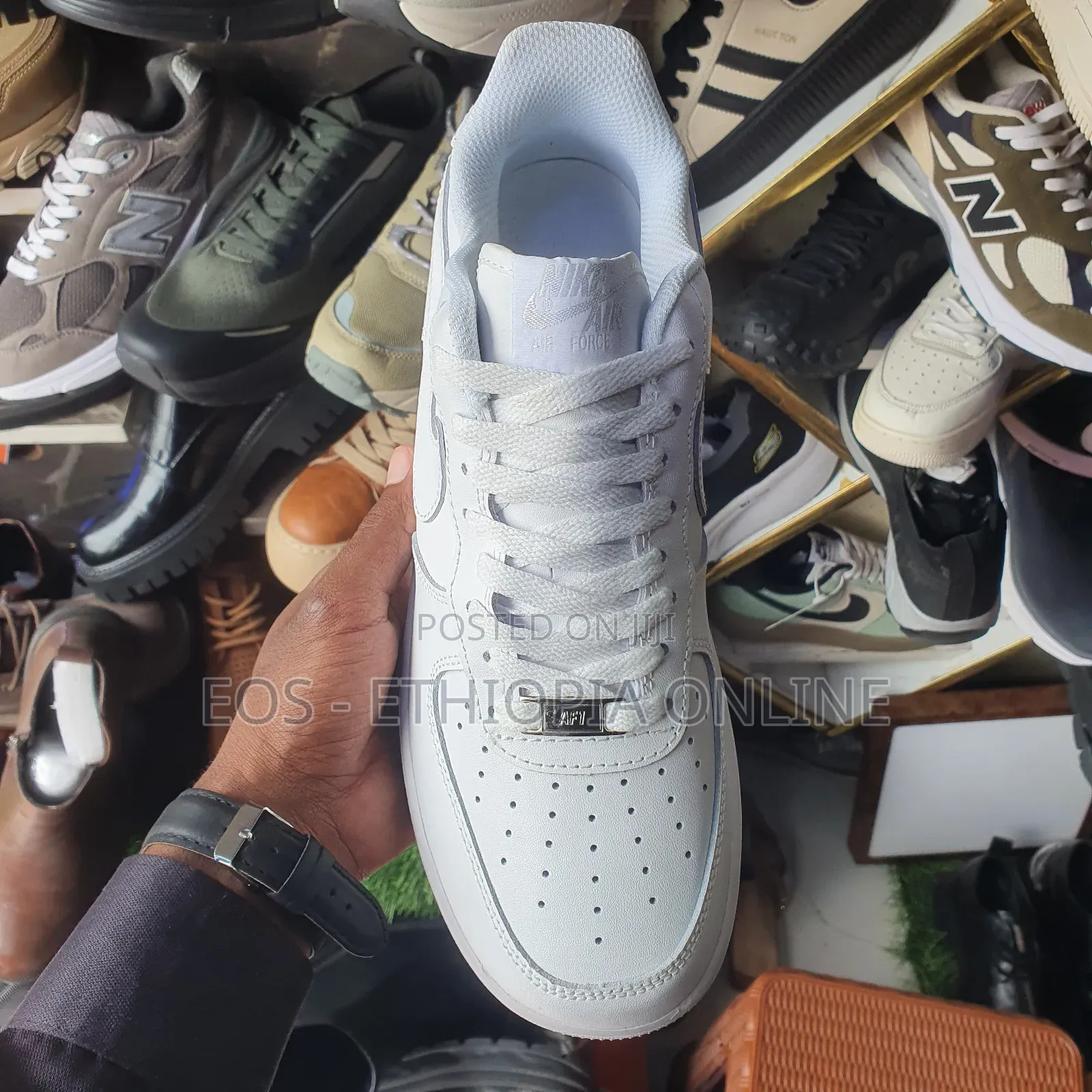 Nike Airforce 1 Low-Top Sneakers [On Hand]