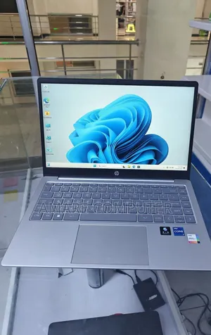 New Laptop HP Stream Notebook 16GB Intel Core I7 SSD 512GB
