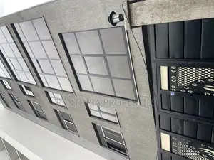 7bdrm Apartment in Bole for rent