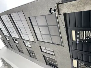 7bdrm Apartment in Bole for rent