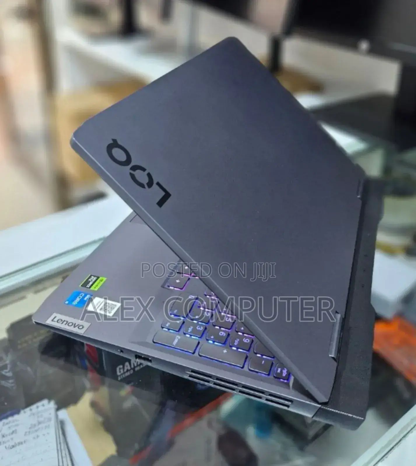 New Laptop Lenovo LOQ 15IRH8 16GB Intel Core I5 SSD 512GB