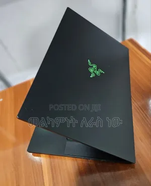 Photo - New Laptop Razer Blade 16GB Intel Core I7 SSD 512GB