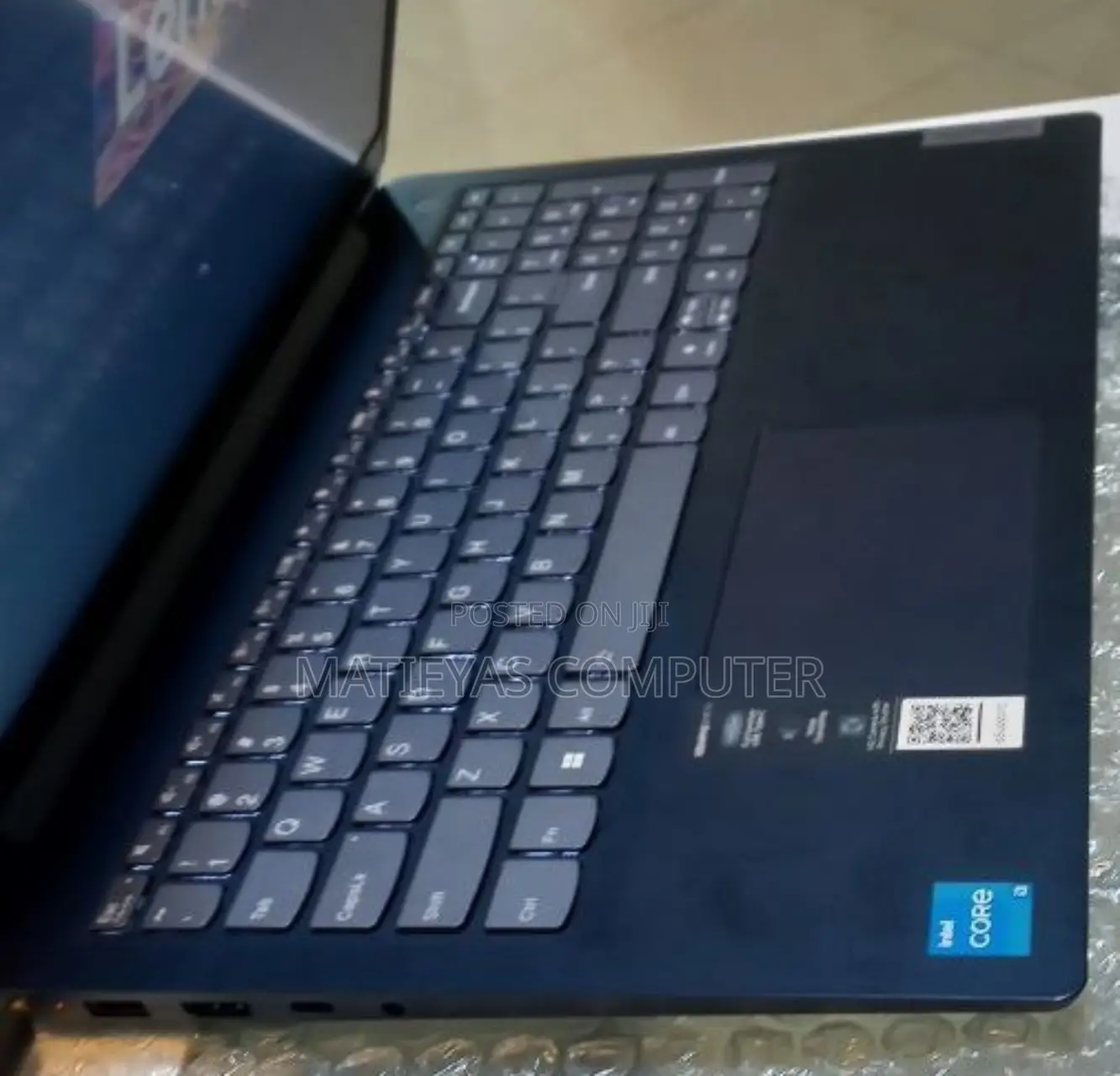 New Laptop Lenovo IdeaPad 1 8GB Intel Core I3 SSD 256GB