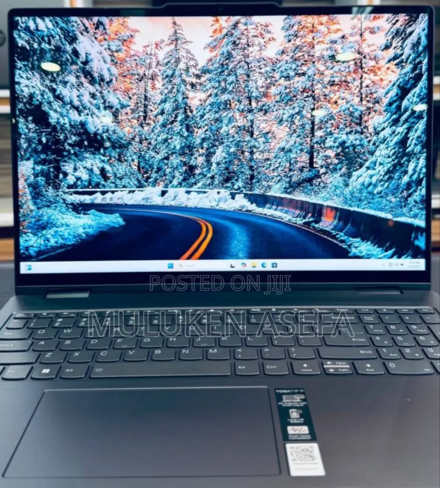 New Laptop Lenovo Yoga 7i 16GB Intel Core I7 SSD 512GB