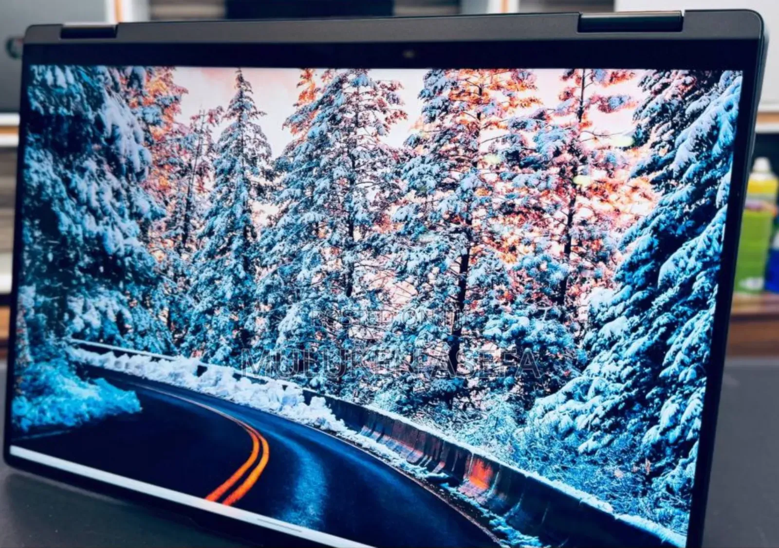 New Laptop Lenovo Yoga 7i 16GB Intel Core I7 SSD 512GB