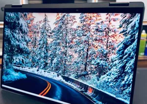 New Laptop Lenovo Yoga 7i 16GB Intel Core I7 SSD 512GB