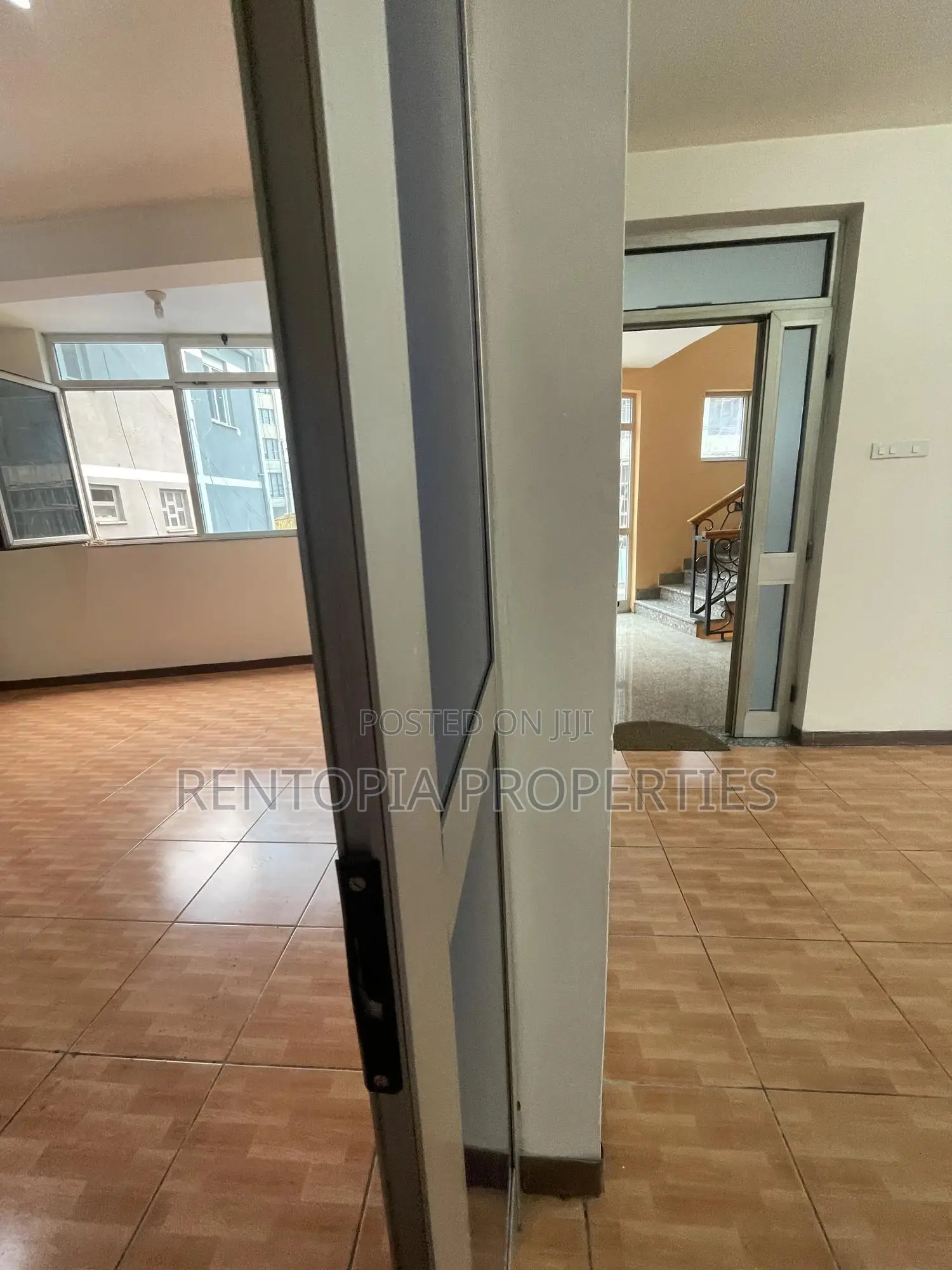 Office for Rent Around Bole Dembel የሚከራይ ቢሮ በቦሌ!