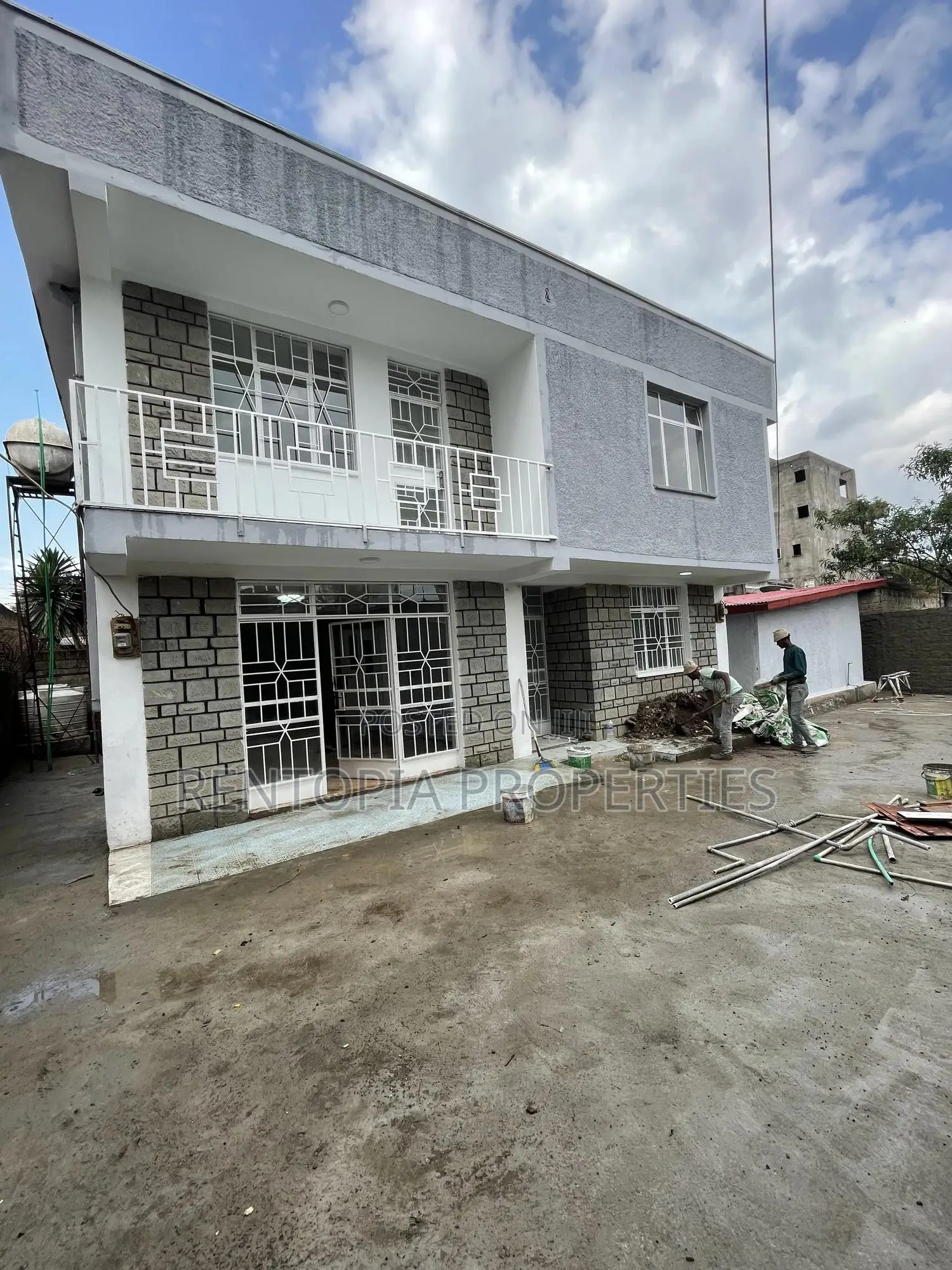 5bdrm Duplex in Bole for rent