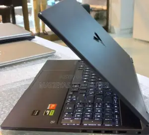 New Laptop HP Victus 15 16GB AMD Ryzen 7 SSD 1T