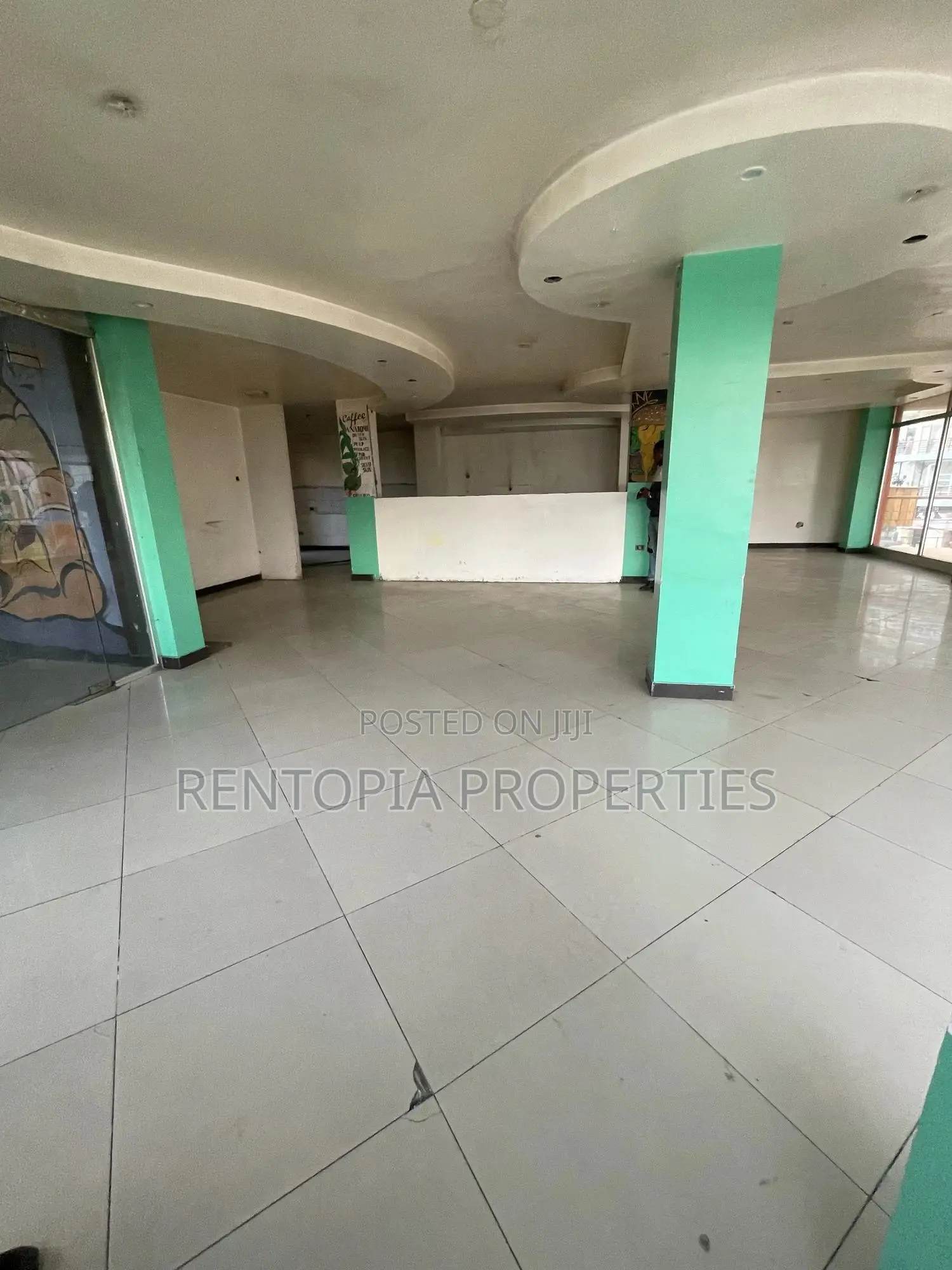 Cafe Restaurant for Rent! የሚከራይ ካፌናሬስቶራንት!