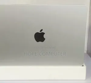 New Laptop Apple MacBook Air 2025 M4 13-Inch 16GB Apple M4 SSD 256GB