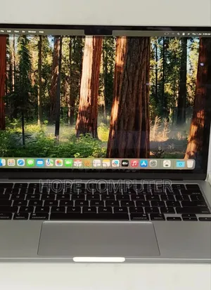 New Laptop Apple MacBook Air 2025 M4 13-Inch 16GB Apple M4 SSD 256GB