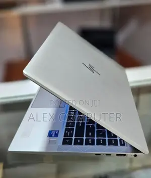 New Laptop HP EliteBook 840 G8 16GB Intel Core I7 SSD 512GB