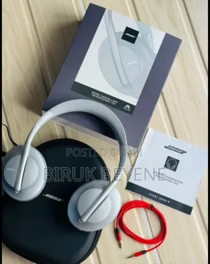 Bose 700 Noise Cancelling High Quality Headset