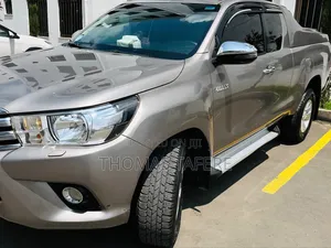 Toyota Hilux 2019 Beige