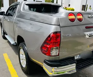 Toyota Hilux 2019 Beige