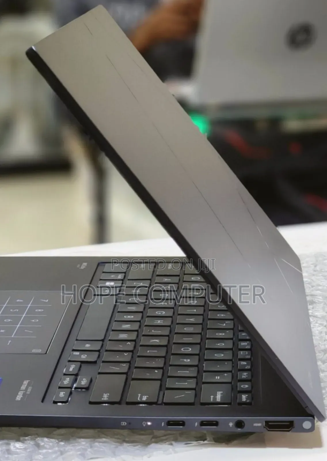 New Laptop Asus ZenBook UX430UQ 16GB Intel Core I7 SSD 512GB