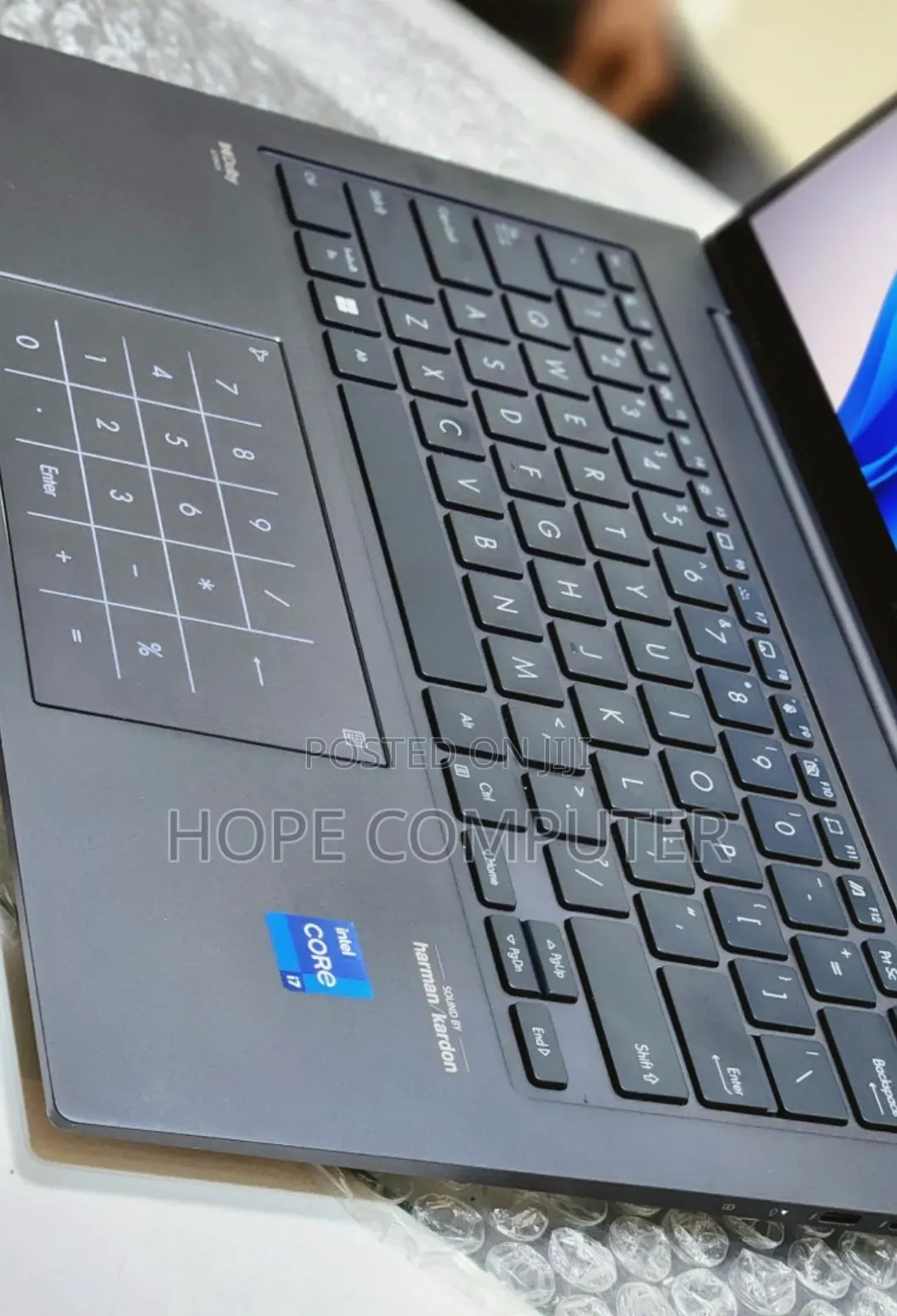 New Laptop Asus ZenBook UX430UQ 16GB Intel Core I7 SSD 512GB