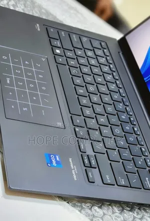 New Laptop Asus ZenBook UX430UQ 16GB Intel Core I7 SSD 512GB